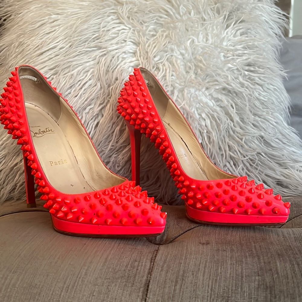 Spiked Pigalle